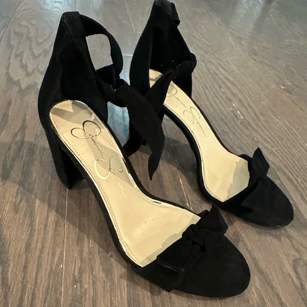 Jessica Simpson Black Heels - Size 6.5